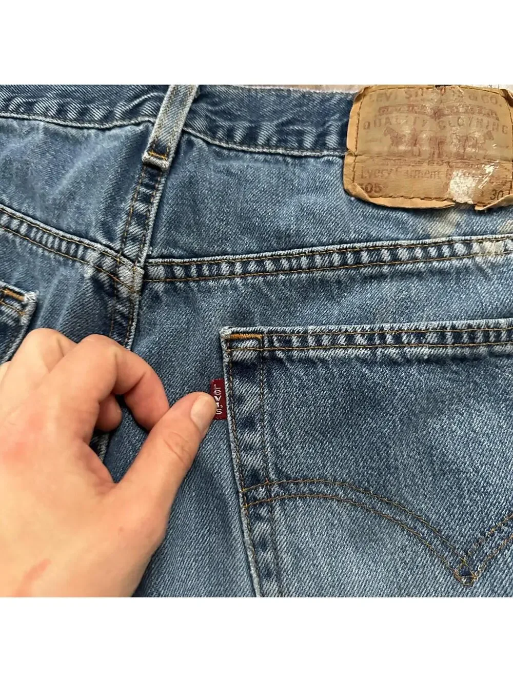 Levis 505 Vintage 90s Straight Leg XX USA Jeans 40x30 Med Wash Act 36x29